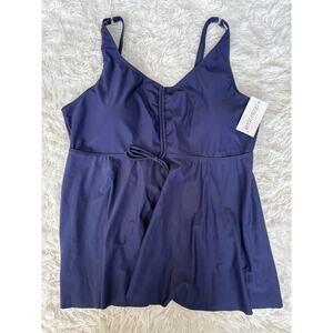 Rosvigor Women’s 2XL Navy Swim Top. New W/tags. Exc. Quality